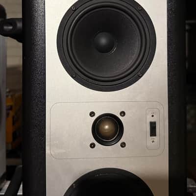 Barefoot Sound micro main 27 mm27 2012-13 studio monitor pair image 10
