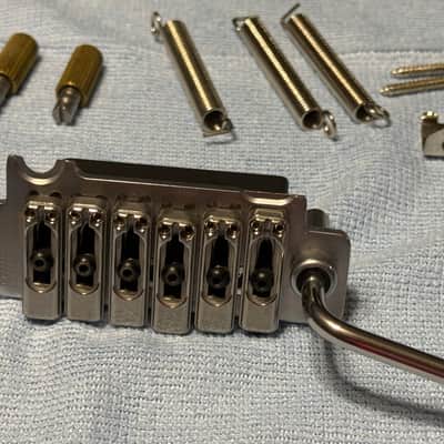 Satin Chrome Stratocaster Wilkinson Gotoh Tremolo VS100 image 2