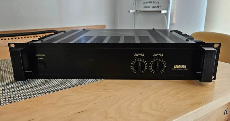 Yamaha P2075 1980s - black Bild 1