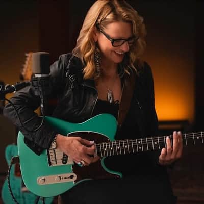 FENDER "Susan Tedeschi Telecaster, Caribbean Mist" HARDCASE image 13