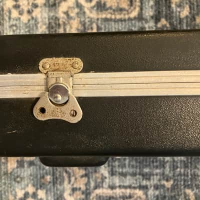 Fender Vintage Molded Hardshell Case for Strat or Tele 70s-80s - Black image 19