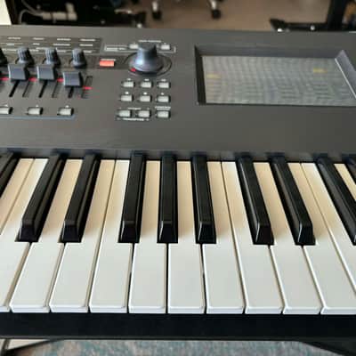 Yamaha Montage 6 image 9