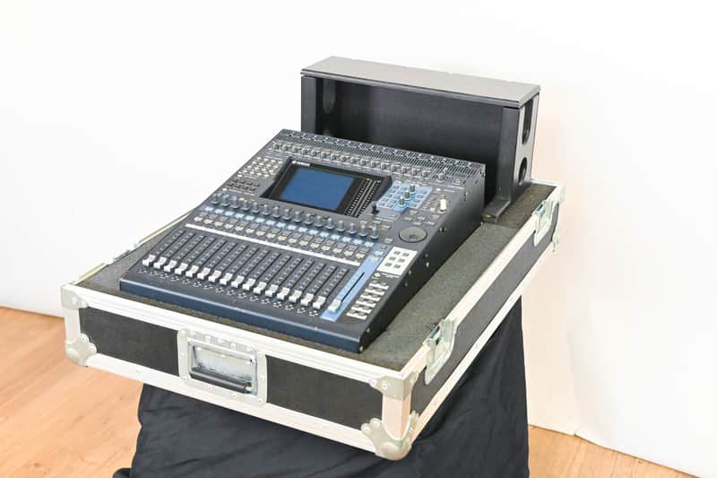 Yamaha DM1000 48-Channel Digital Audio Mixing Console w/ Road Case CG01XKT *ASK FOR SHIPPING* image 1