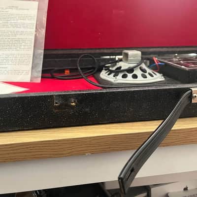 Silvertone 1448 With Case Amp 1962 - 1967 - Black image 8