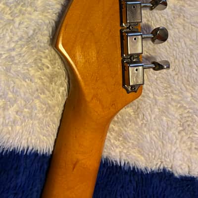 Fender American Vintage '62 Stratocaster 1990 - 2000 - Candy Apple Red image 17