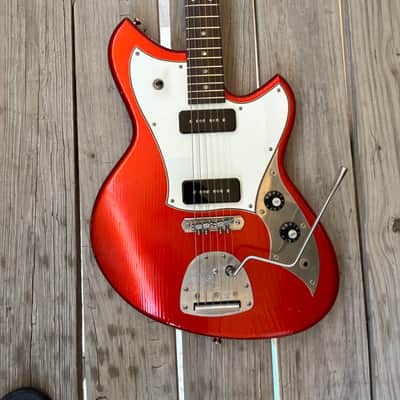 Playing demo link in Description!! Novo Serus J nucleus electric guitar Candy apple red with original case image 4