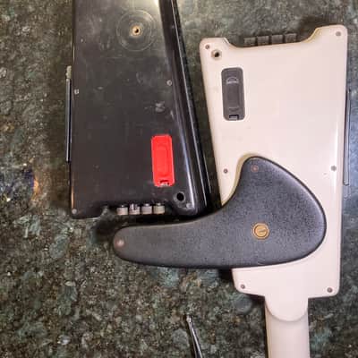 Steinberger XL battery cover image 7
