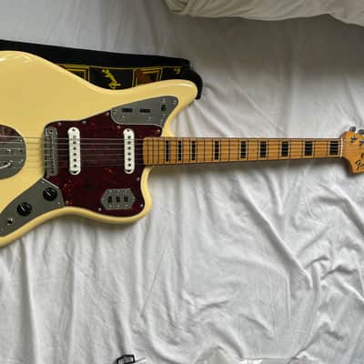 Fender Vintera II '70s Jaguar with Maple Fretboard 2023 - 2026 - Vintage White