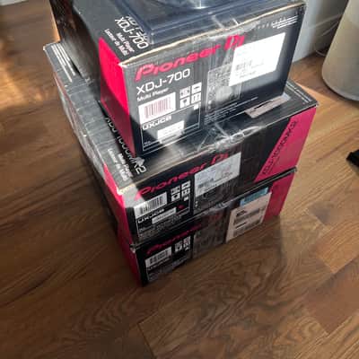 2 x Pioneer XDJ-1000MK2 1 x Pioneer XDJ-700 image 21