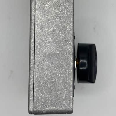 Carl's Custom Guitars Speaker Soak 8 Ohm Attenuator 2010s - Silver image 4