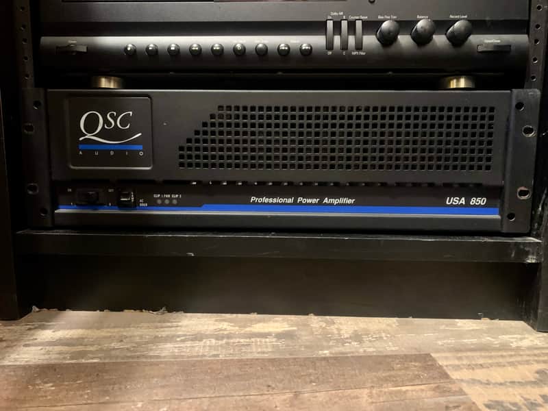 QSC USA 850 image 1