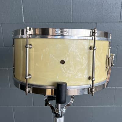 Vintage Ludwig & Ludwig 6.5x14" Snare Drum in White Marine Pearl image 2