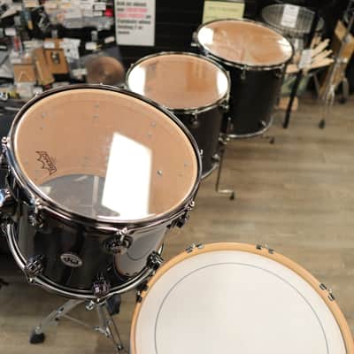 Pre-Owned DW Collector's Series Pure Maple 5-PC Shell Pack 15/16/18/20/28 (Ebony Lacquer Stain) image 5