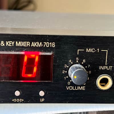 Audio2000's Model AKM-7016 Karaoke Echo & Key Mixer; Tested image 2