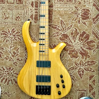 Schecter Riot-4 Session 4-String Active Bass 2010s - Aged Natural Satin image 4