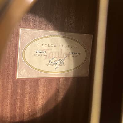 Taylor 210ce-G Dreadnought Acoustic-Electric Cutaway guitar w/case image 7