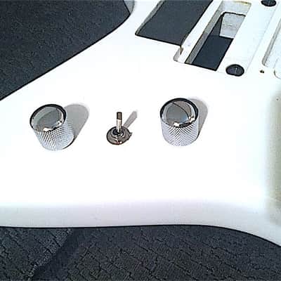 RARE FLOYD ROSE KRAMER VOYAGER (WHITE) GUITAR BODY - NEEDS REPAIRS (GLUE, PAINT TOUCH-UP) image 5