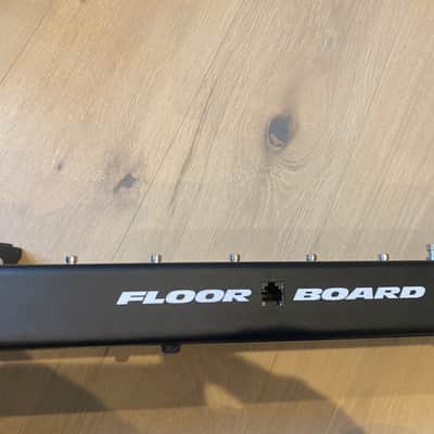 Line 6 Longboard - Black image 3