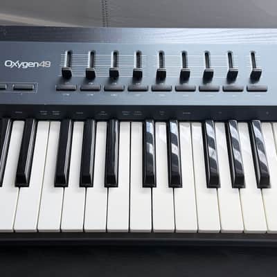 M-Audio Oxygen 49 USB MIDI Controller 3rd gen