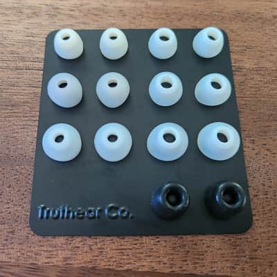 Truthear x Crinacle Zero Red IEMs w/ all original accessories image 6