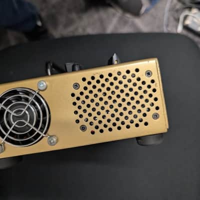 Victory Amps V4 The Sheriff 2-Channel 180-Watt Hybrid Guitar Amp Pedal 2022 - Present - Gold image 5