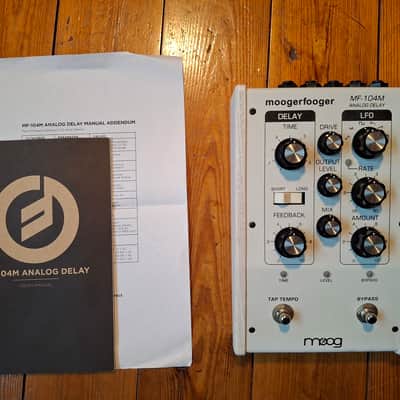 Moog MF-104M Moogerfooger Analog Delay 2012 - White image 4