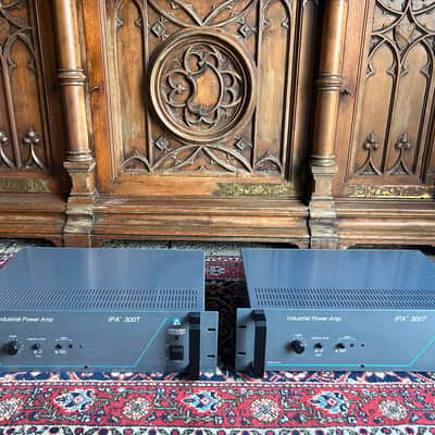 Peavey IPA 300T 2000's image 1