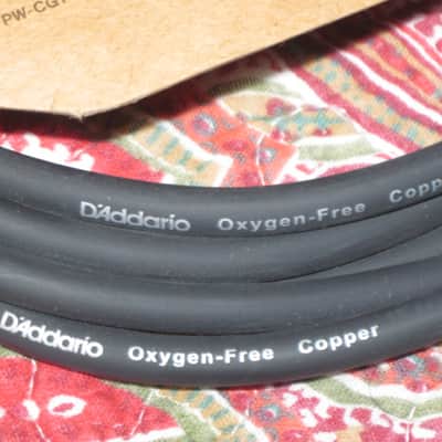 TWO new in package D'Addario Classic Series Instrument Cable Straight to Straight, 10ft. PW-CGT-10, Black / ultra-pure, oxygen-free copper coaxial conductor with dense spiral shielding in a low capacitance design / Double molded plug design image 6