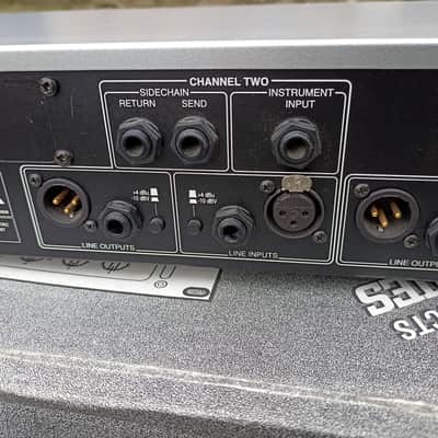 dbx 566 Dual Vacuum Tube Compressor 1990s - Silver image 7