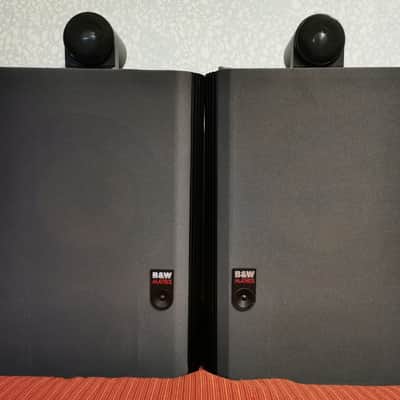B&W 805 Matrix passive studio monitor speakers - '90s black image 2