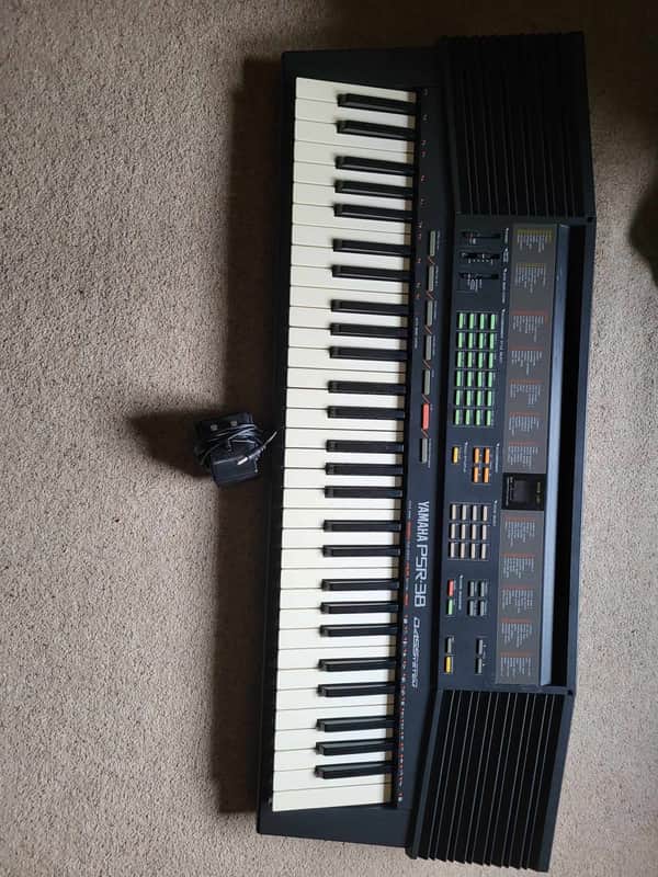 Yamaha  PSR-38 (REQUIRES ATTENTION) image 1