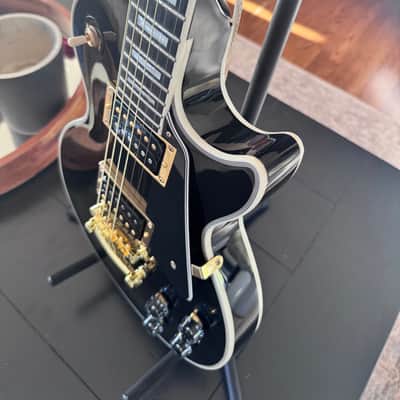 Epiphone Les Paul Custom w/ hard shell case - Ebony image 3