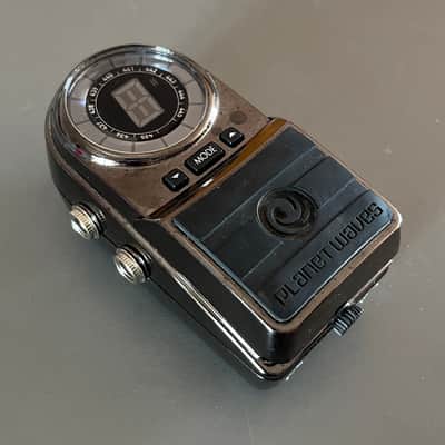 Planet Waves PW-CT-04 Chromatic Tuner 2010s - Silver image 2