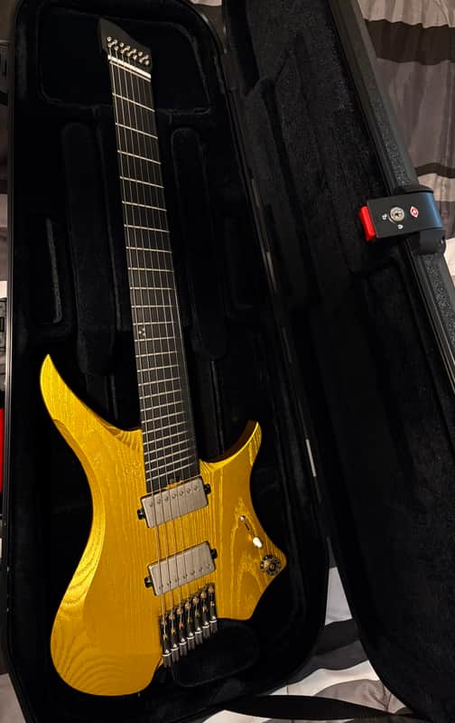 GOC Guitars ilumina 7 extended range headless - Gold open | Reverb