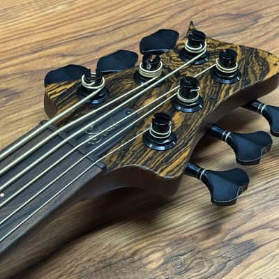 Stradi Symphony The Dorado Fretless 6 string image 13