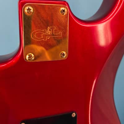 G&L S-500 USA Older Model - Candy Apple Red NICE Tweed Case image 7