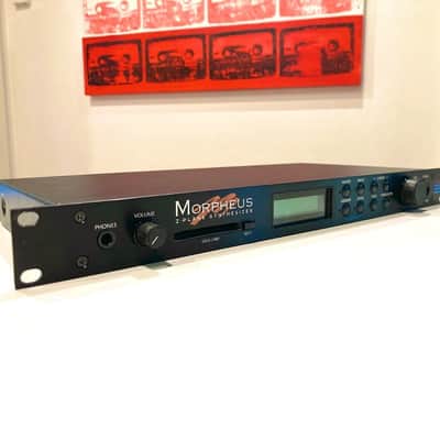 E-MU Morpheus Z-Plane Synthesizer 1993 + 3 Rare Rom Cards (Exclusive & Excellent)