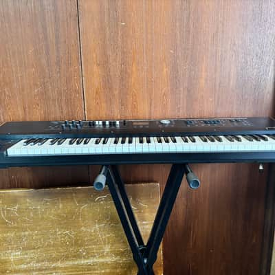Roland V-Combo VR-730 73-key Live Performance Keyboard w/ bag image 5