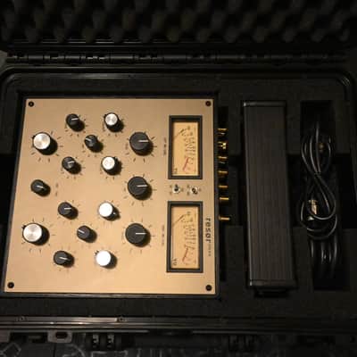 Resor 2525 Rotary DJ Mixer 2024 - Black wood with bronze metal top image 6