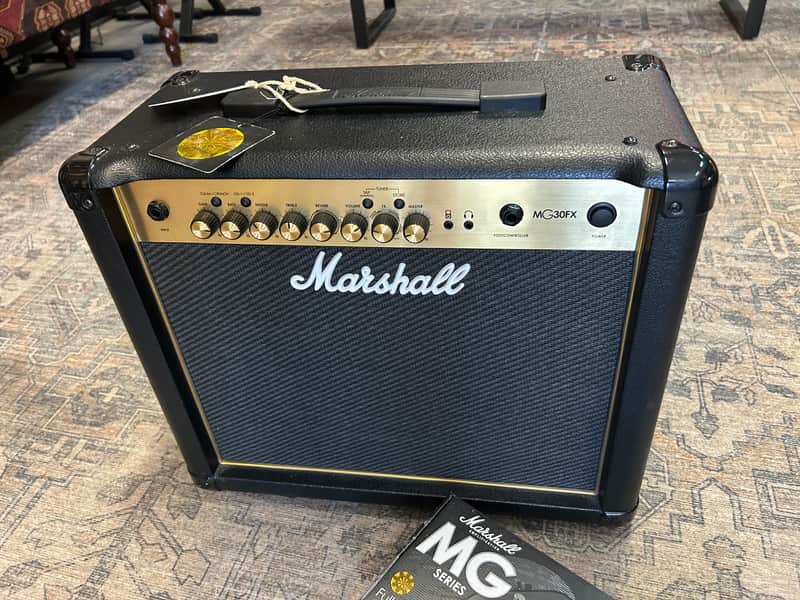 Marshall MG MG30DFX 2-Channel 30-Watt 1x10" Solid State Guitar Combo w/ foot pedal image 1