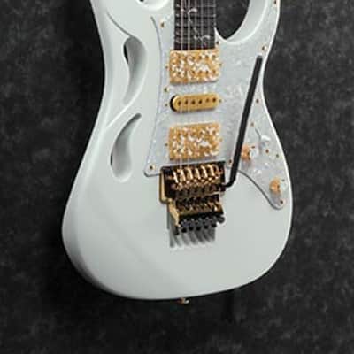 Ibanez PIA3761-SLW Steve Vai Signature Electric Guitar Stallion White image 7