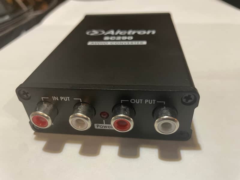 Alctron SC290 A/D D/A converter S/PDIF and Optical image 1