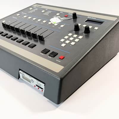 E-MU Systems SP-1200 8-Voice Drum Sampler (+ Extra's / Serviced / Warranty) image 2