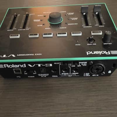 Roland AIRA VT-3 Voice Transformer - Black image 3