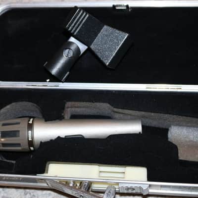 Shure 515 SD Vintage Microphone with Peavey Hard Case image 5