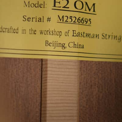 Eastman E2OM Solid Cedar/Sapele Orchestra Model Natural Truetone Satin image 10