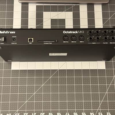 Elektron Octatrack MkII Dynamic 8-Track Performance Sampler 2017 - 2021 - Black image 3