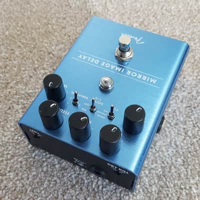 Fender Mirror Image Delay 2018 - Present - Blue image 3