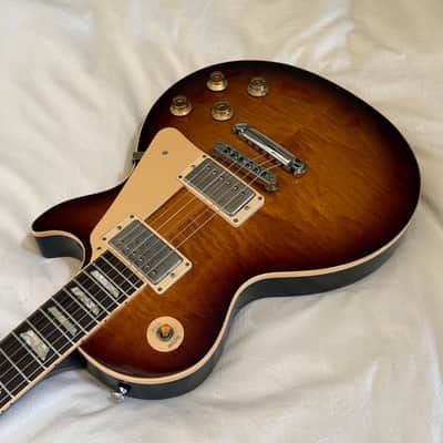 2012 Gibson Les Paul Standard - Desert Burst - Free Pro Setup image 6
