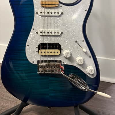 Fender Limited Edition Player Strat 2021 - Pelham Blue Burst image 2